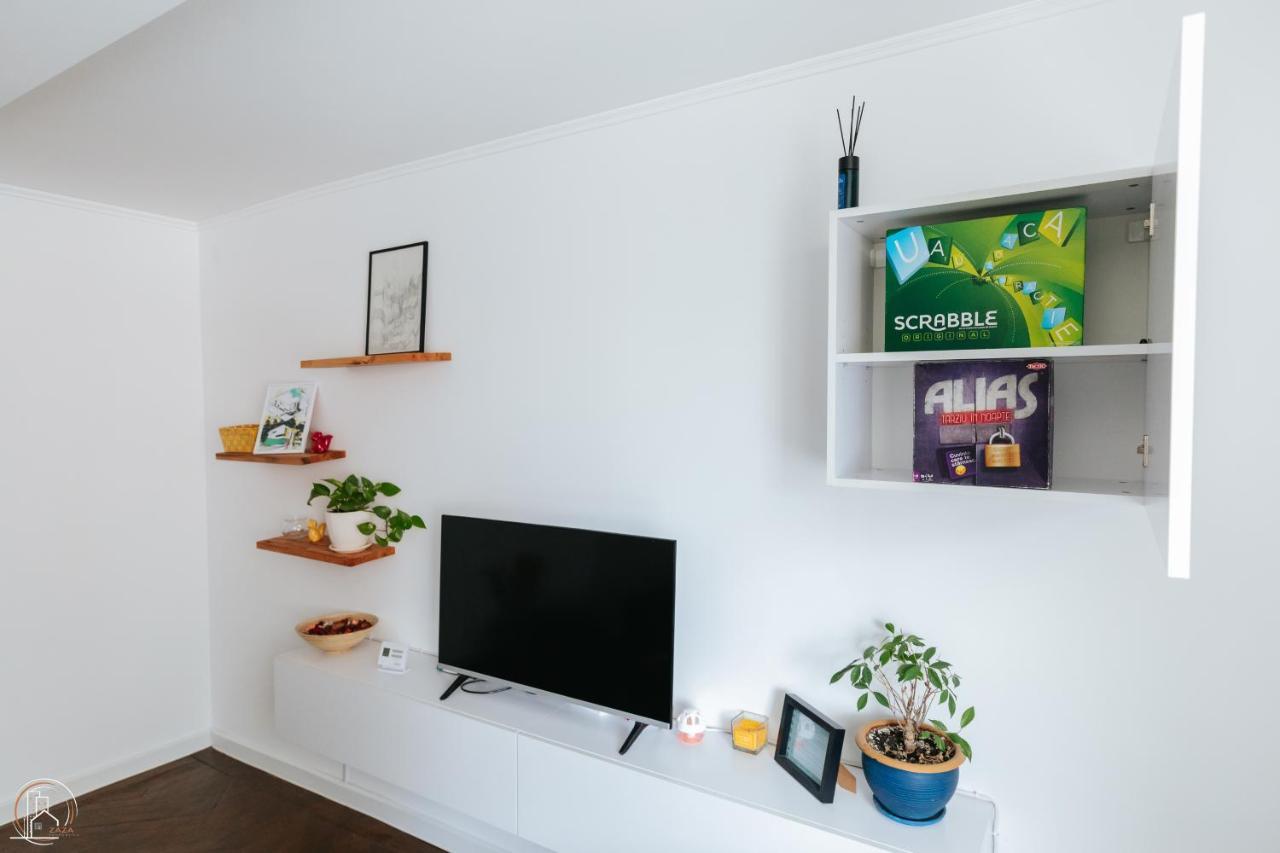 Zaza Apartament - Central Area, With Balcony Târgu Jiu Exteriör bild